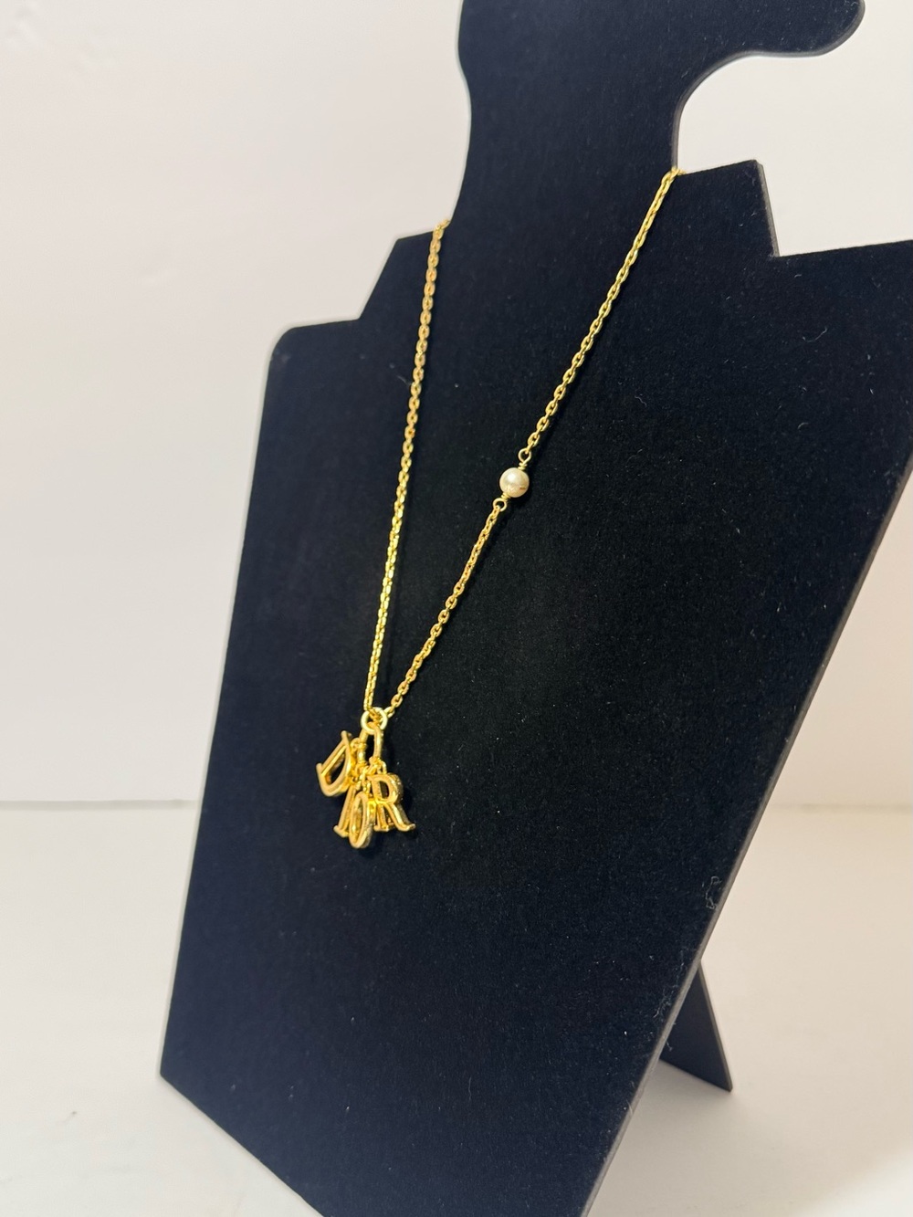 dior beauty Gold Letter Pendant Necklace - Women Jewelry - Picture 4 of 5